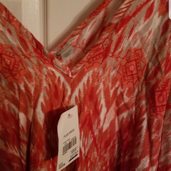 NWT Cato sleeveless sharkbite hem midi dress - Picture 3 of 9